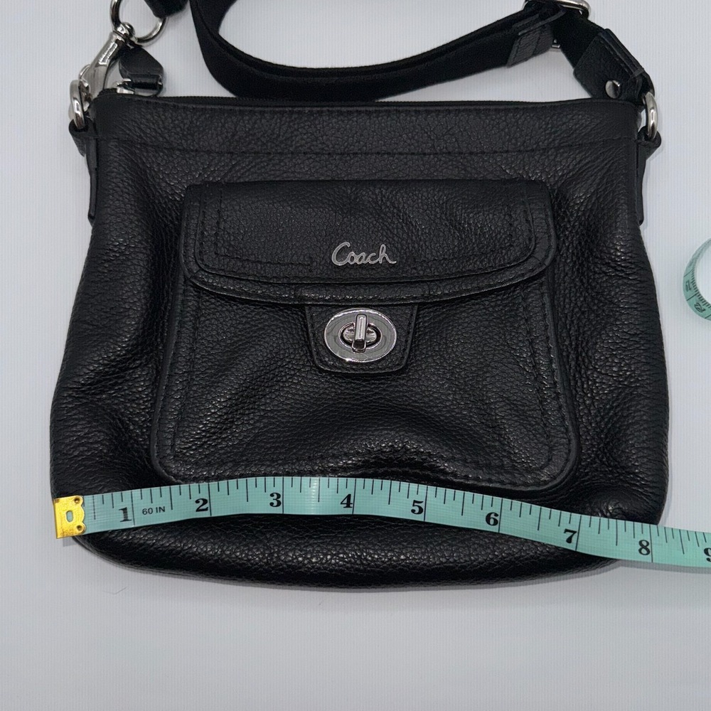 Vintage Coach Women's Swingpack Crossbody Bag S Black Turn Lock Pebbled Leather - Picture 4 of 12